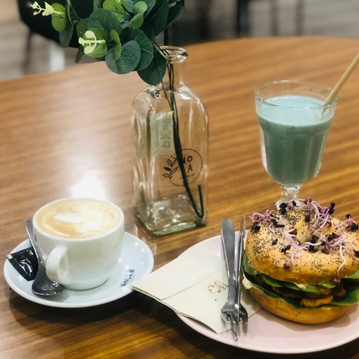 review photo of MOLA Cafetería Bio Bagel shared by @granadavegana on 18 May 2021 - review