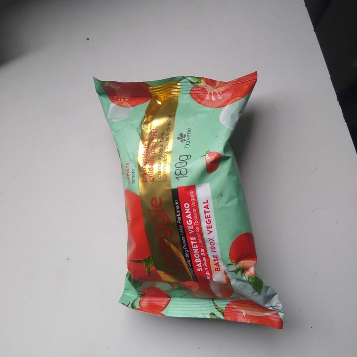 review photo of La veggie Sabonete vegano de tomate shared by @fabriciocarneiro on 21 Jan 2022 - review