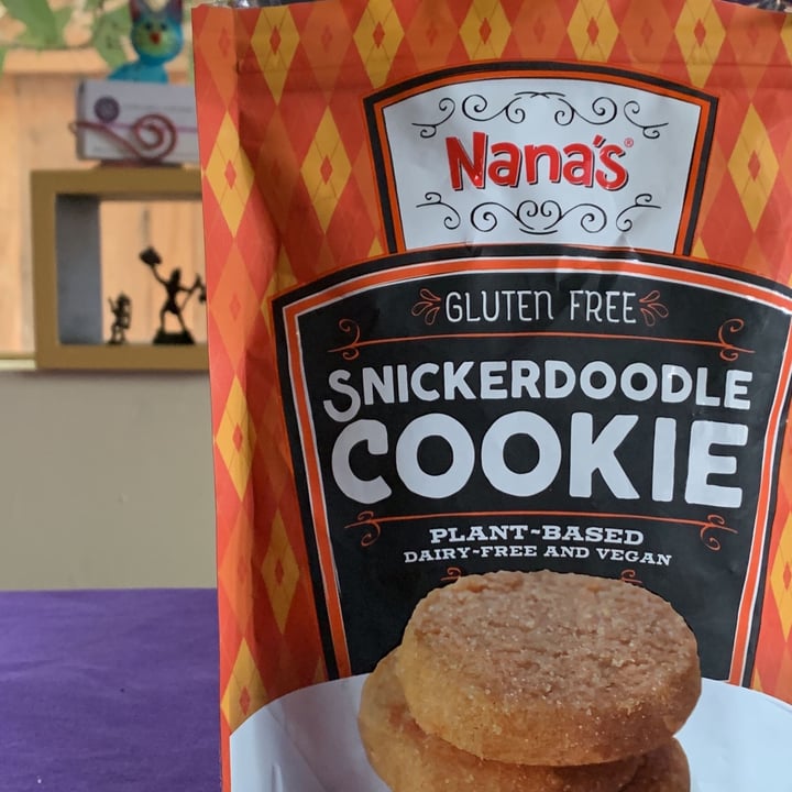 photo of Nana’s Snickerdoodle galleta shared by @unejanie on  27 Sep 2021 - review