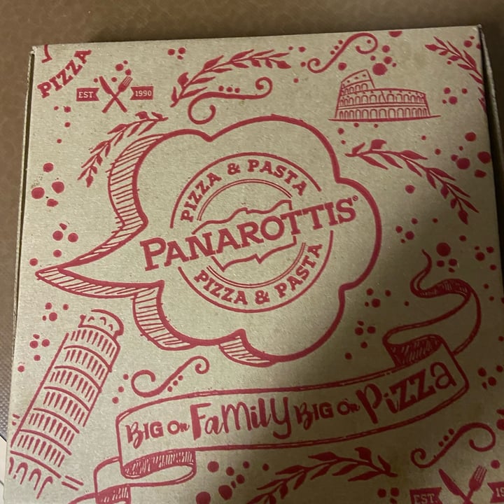 photo of Panarottis Cresta (RELOCATED TO PANAROTTIS FERNDALE) Vegan chicken and Mayo pizza shared by @samanthabunnyfluff on  29 Oct 2021 - review