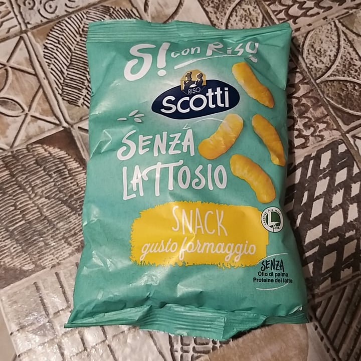 photo of Riso Scotti Snack gusto formaggio shared by @robiarpi65 on  10 Mar 2022 - review