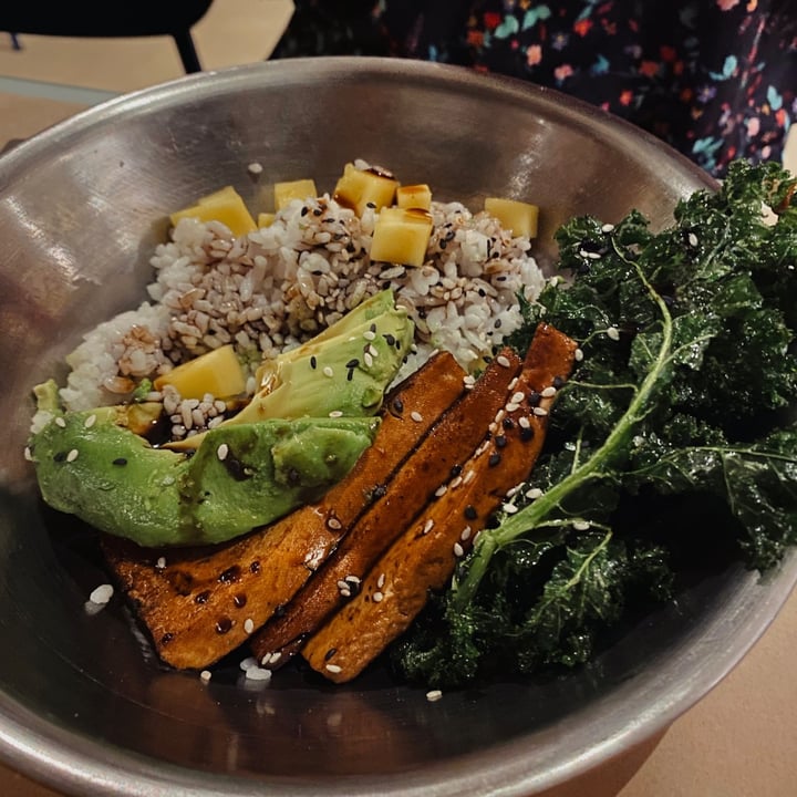 review photo of Gordo Vegano ensalada tofu marinado shared by @1wandadeluca on 10 Feb 2022 - review