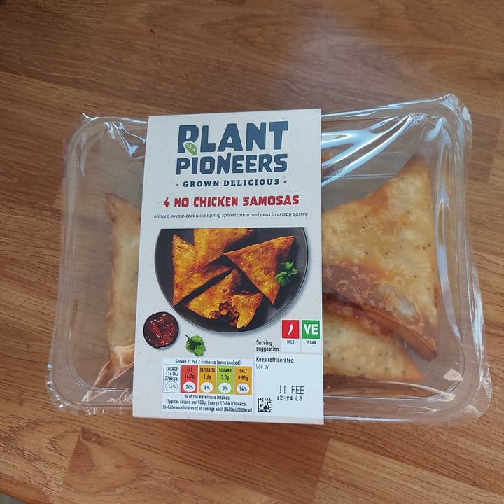 photo of Plant Pioneers No Chicken Samosas shared by @charlielouise87 on  05 Feb 2021 - review