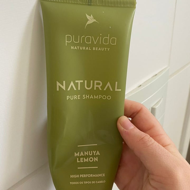 photo of Puravida Shampoo shared by @carlacaparroz on  16 Apr 2022 - review
