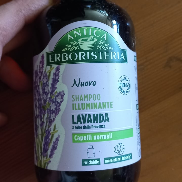 photo of Antica erboristeria Shampoo Illuminante alla Lavanda shared by @morragiorgia on  15 Apr 2022 - review