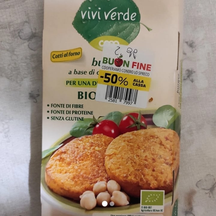 photo of Vivi Verde Coop burger di ceci e pomodoro shared by @daniela94 on  22 Mar 2022 - review