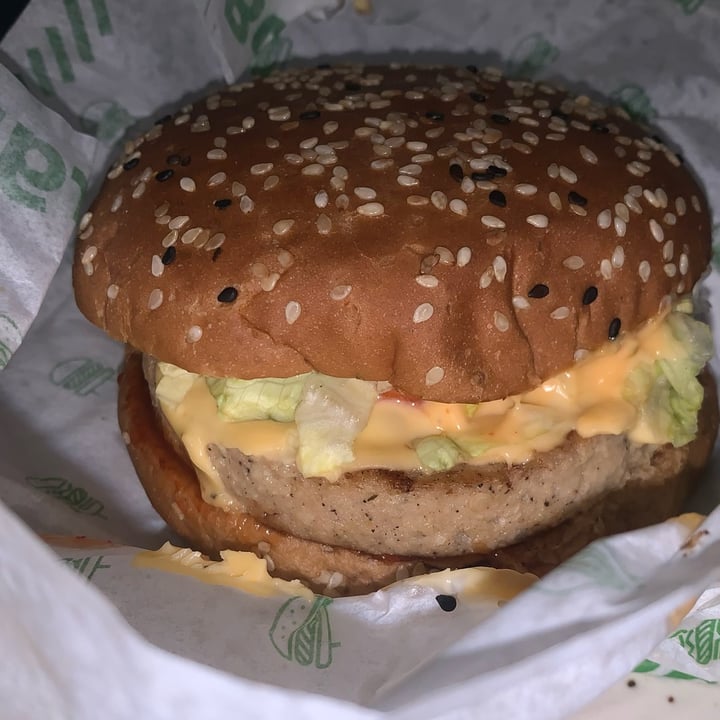 photo of Burgrill Green Meat Pounder Burger shared by @consciousandcurious on  06 Jan 2022 - review