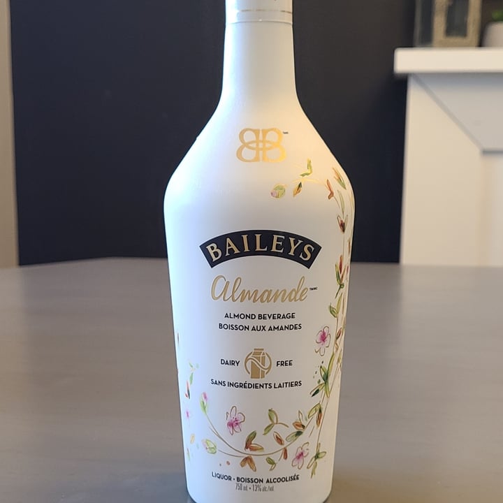 photo of Baileys Almond Baileys shared by @blancita on  08 Jun 2021 - review