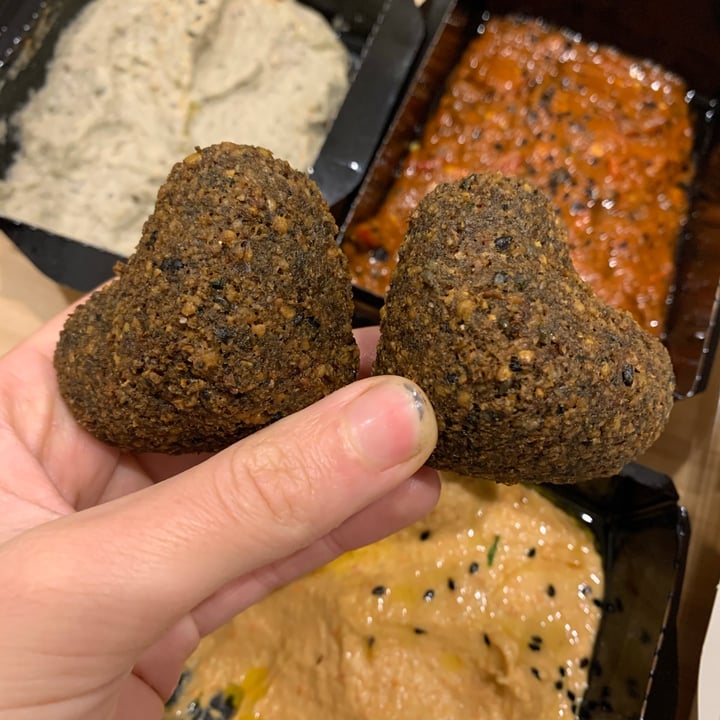 review photo of Santo Falafel Piatto Di Falafel shared by @camillaradaelli on 01 Nov 2020 - review