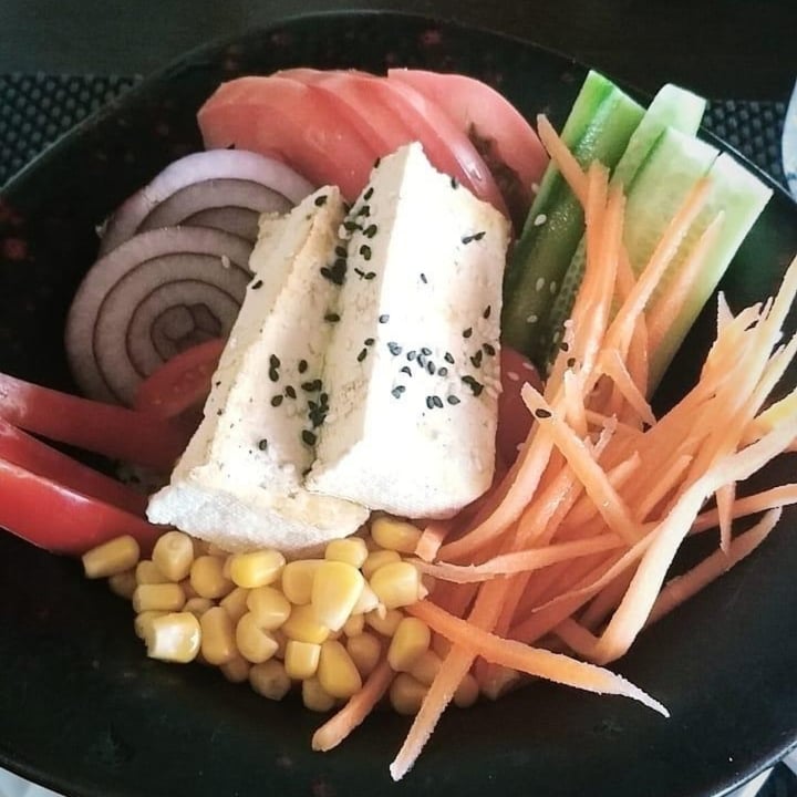 review photo of Restaurant Xaloc Poke Bowl Vegano De Tofu shared by @cricho on 29 Jun 2021 - review