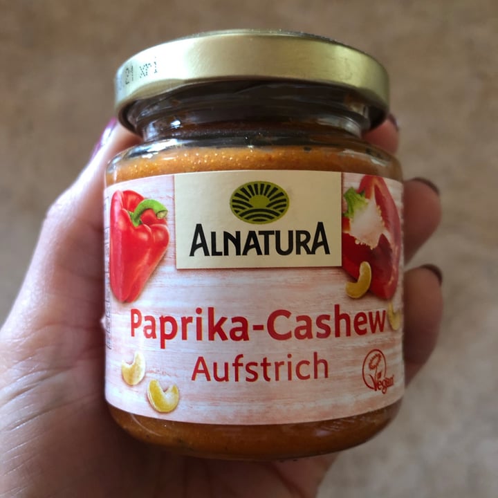 photo of Alnatura Paprika-Cashew Aufstrich shared by @rebeccaa on  30 Apr 2020 - review