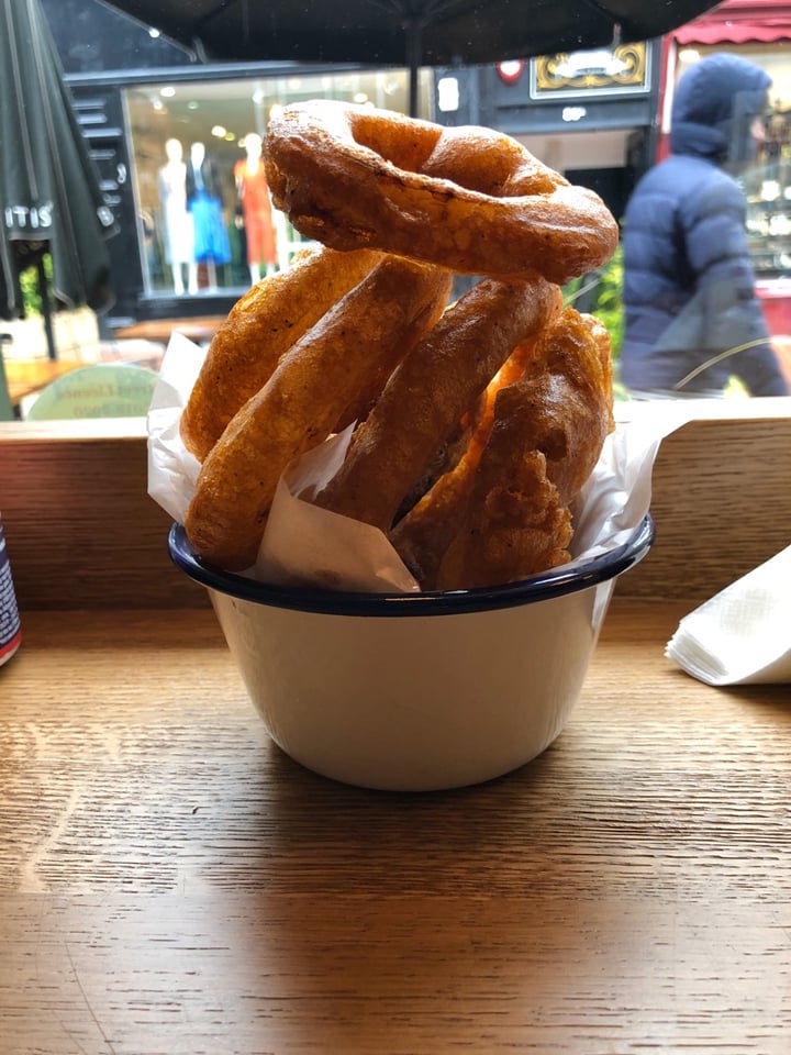 photo of Honest Burgers Brighton Plant based burger And Beer Battered Onion Rings shared by @natnars on  21 Mar 2020 - review