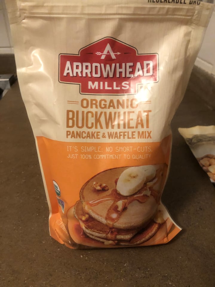 photo of Arrowhead Mills Organic Buckwheat Pancake And Waffle Mix shared by @nisharespect on  13 Mar 2022 - review