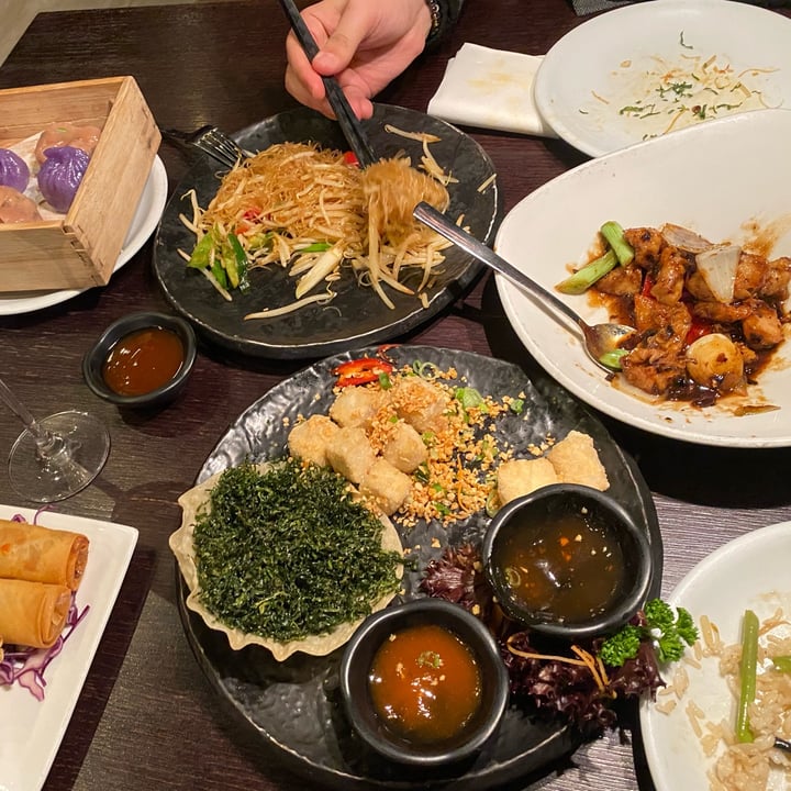 photo of Plum Valley 梅花村 | Upmarket Cantonese Dining | Dim Sum Vegetarian Mixed Platter shared by @joannabananna on  17 Dec 2021 - review