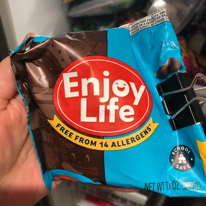 photo of Enjoy Life Mini Chocolate Chips shared by @action4animals223 on  02 Jan 2022 - review