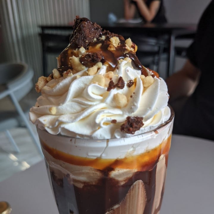 review photo of Gia Vegan Pastry Shop PBB Milkshake shared by @glorianacalvo on 03 Oct 2021 - review