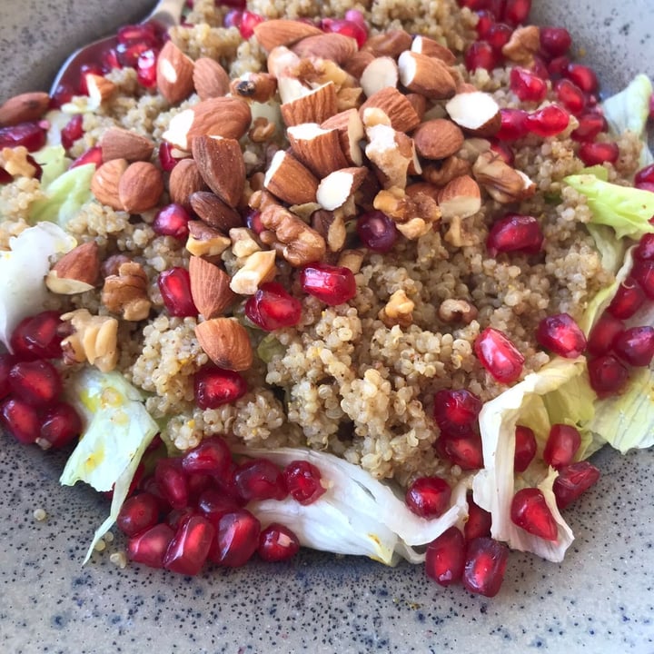 review photo of Fabcafe by Fabindia - Besant Nagar Quinoa Powerhouse Salad shared by @sujaana on 26 Feb 2022 - review