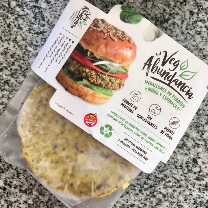 photo of Veg Abundancia Medallones de porotos mung y espinaca shared by @alegibert on  30 Jul 2021 - review