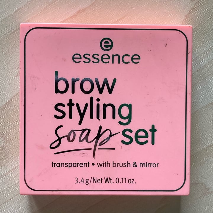 photo of Essence  Brow Styling Soap Set shared by @giucig on  12 Jun 2022 - review