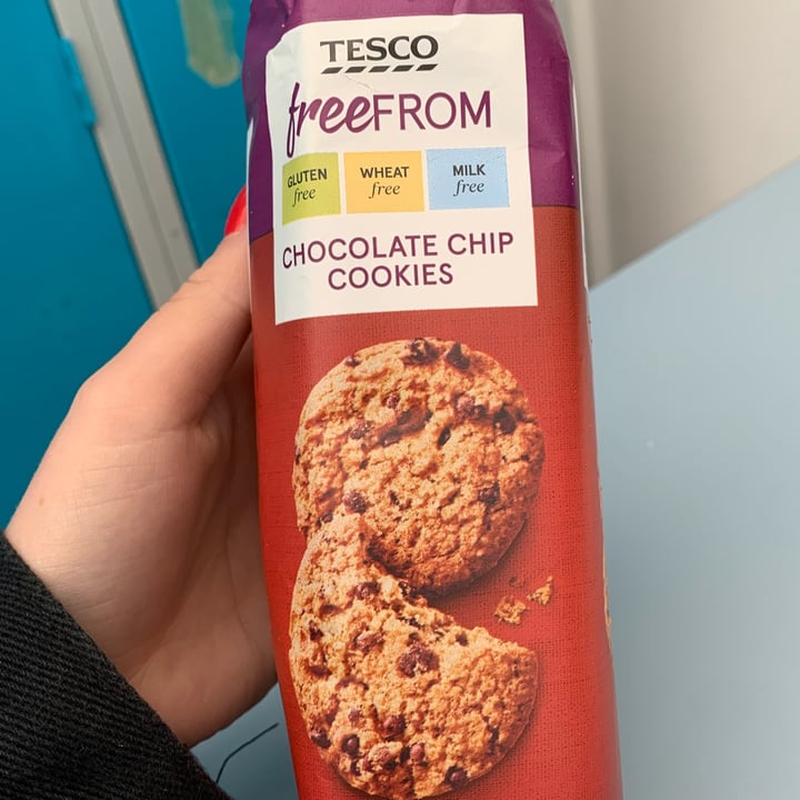 photo of Tesco Free From Chocolate chip cookies shared by @veganfooduk on  30 Mar 2022 - review