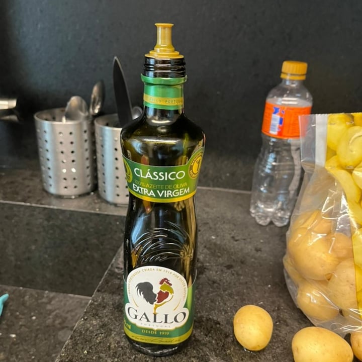 review photo of Gallo Azeite de Oliva Extra Virgem shared by @mirellaturrin on 09 May 2022 - review