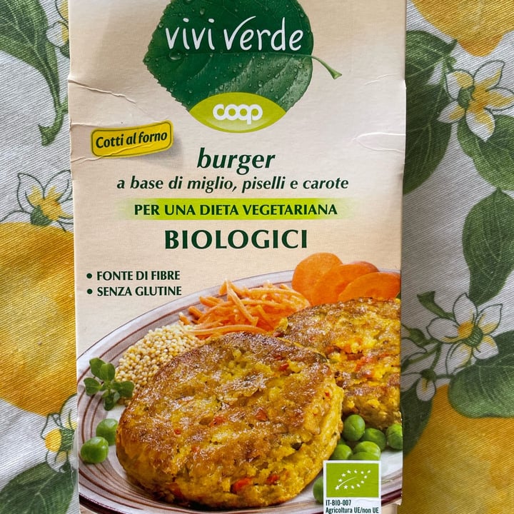 photo of Vivi Verde Coop Burger di Miglio Piselli e Carote shared by @conigliospaventato on  17 Sep 2022 - review