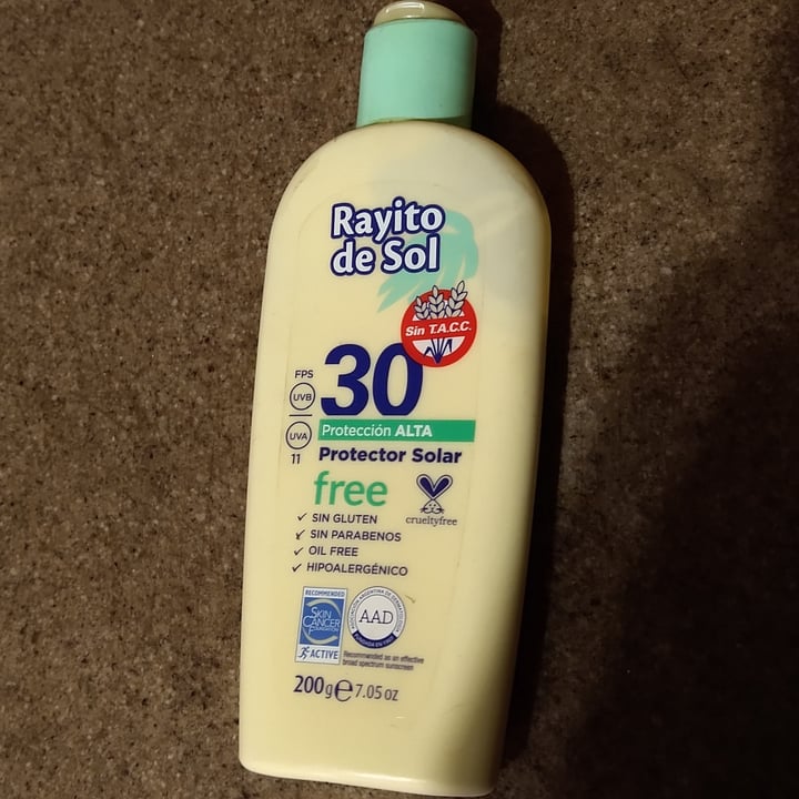 review photo of Rayito de Sol Peotector solar 30 shared by @vivirias on 17 Nov 2020 - review