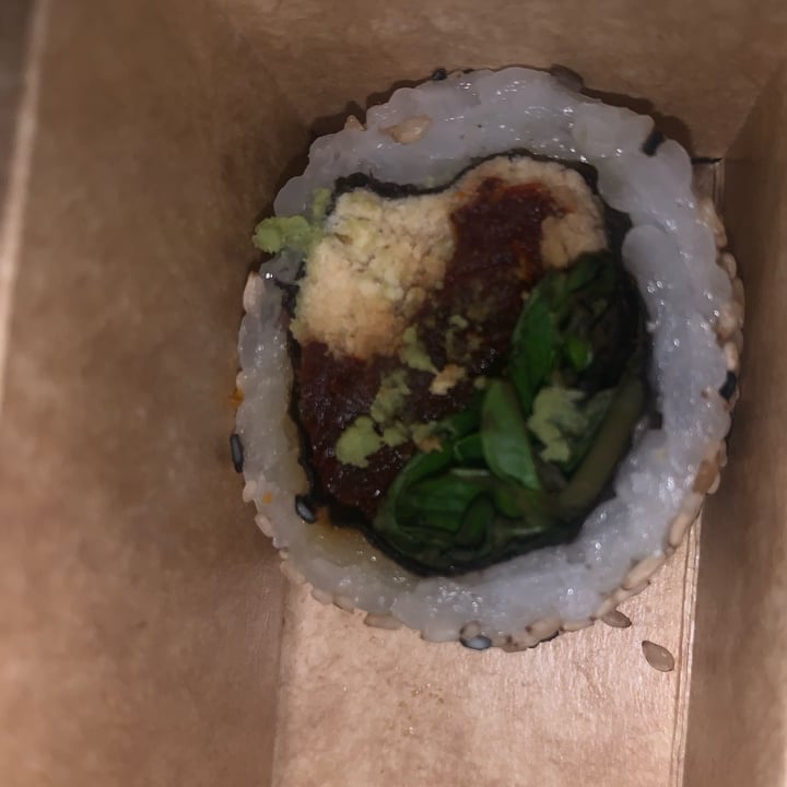 photo of Sushi Vegano- Vicente López (Delivery) Roll Caprese shared by @naleuem on  12 Dec 2021 - review