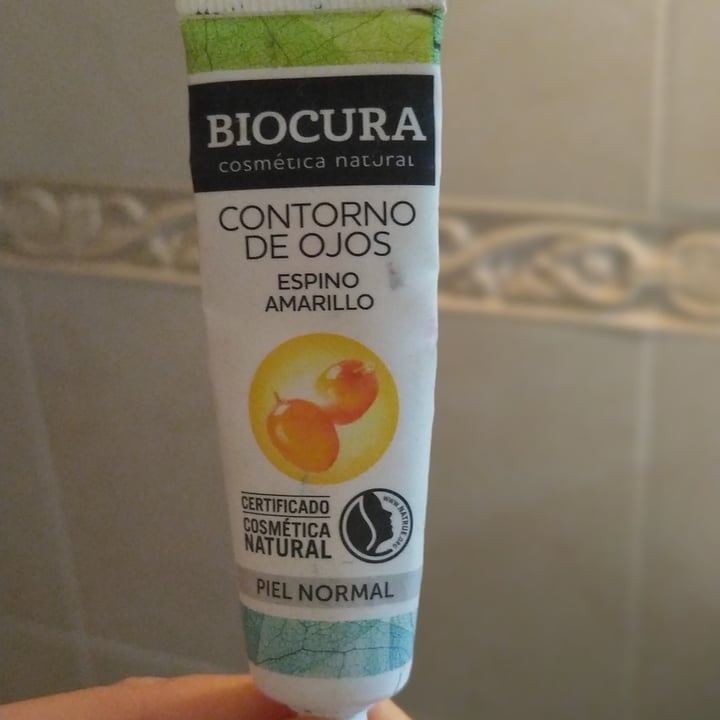 photo of Biocura Contorno de ojos shared by @blackbird on  05 Oct 2020 - review