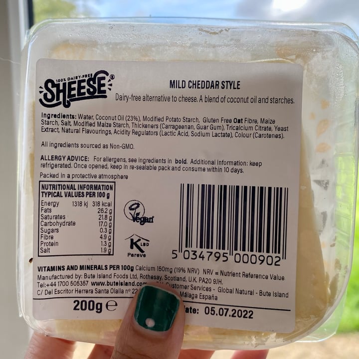 photo of Bute Island Foods Sheese Mild Cheddar Style Block shared by @immira on  04 Oct 2021 - review