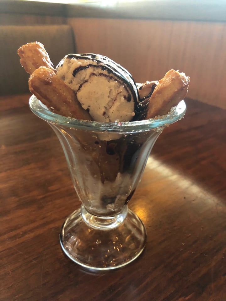 photo of Veggie Grill Choco Churro Sundae shared by @lindaelizabeth on  05 Sep 2019 - review