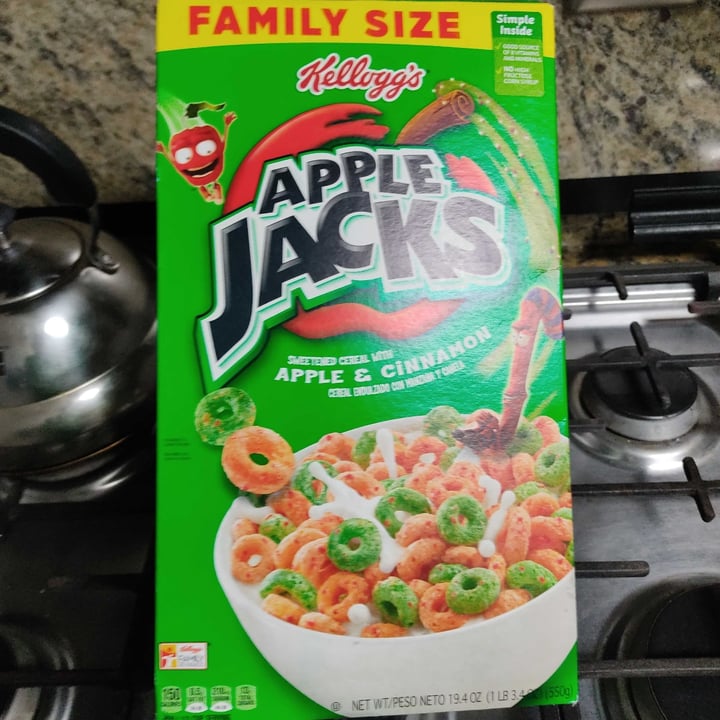 photo of Kellogg Apple Jacks shared by @monicapmm on  10 Dec 2020 - review