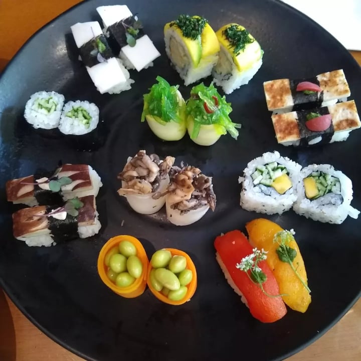 photo of Sushimar Vegano Combinado de sushi shared by @marcusviniciuscosta on  05 Mar 2022 - review