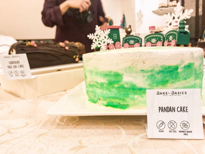 photo of Bake to Basics Pandan Cake shared by @manpewpewpew on  18 Apr 2019 - review