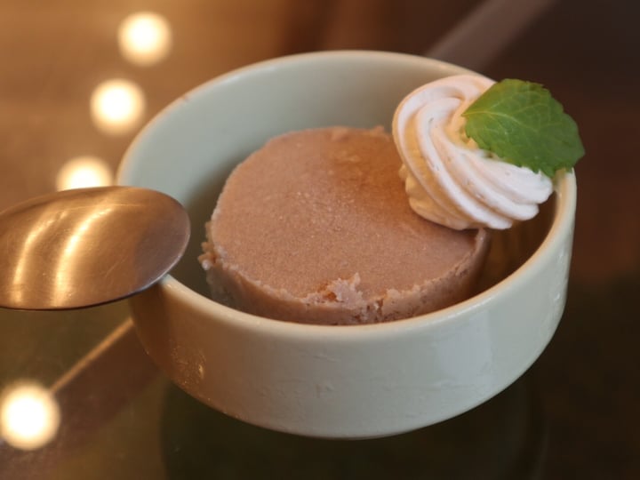photo of Swells Bowls Strawberry Soy Milk ice Cream shared by @kaylabear on  02 Oct 2019 - review