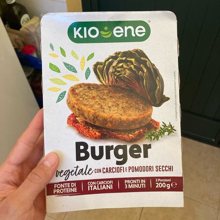 photo of Kioene Burger ai carciofi e pomodori secchi shared by @leandradg on  06 Sep 2022 - review