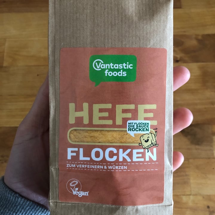 photo of Vantastic Foods Hefeflocken shared by @paulienca on  30 Apr 2020 - review