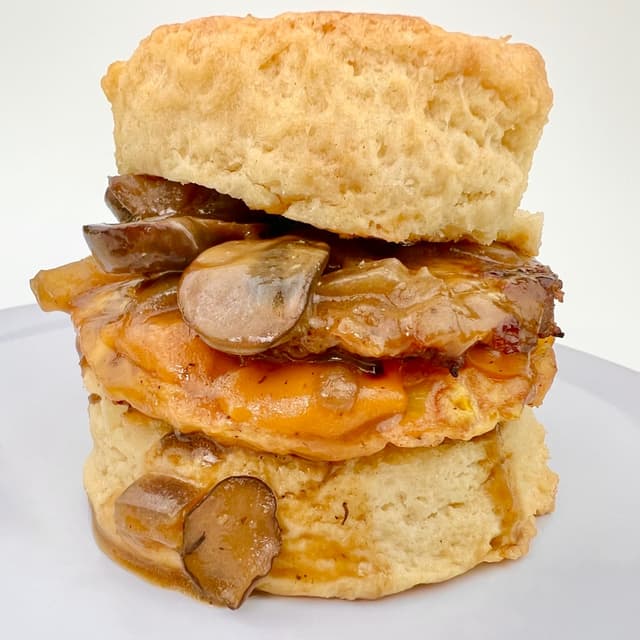 菜肴“Mr. Lee’s Lil Biscuits”的照片
