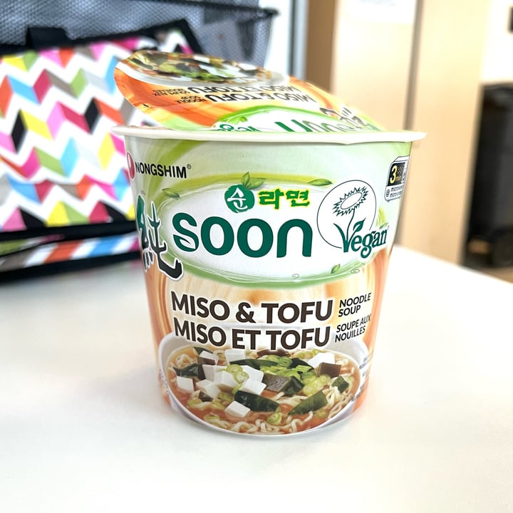 photo of NONGSHIM (농심) Miso and Tofu Noodle Soup shared by @happyvegantaco on  15 Dec 2021 - review