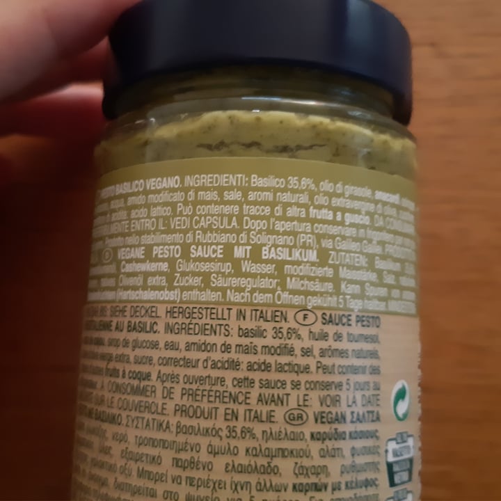 photo of Barilla Pesto Vegan shared by @niji on  11 Jul 2022 - review