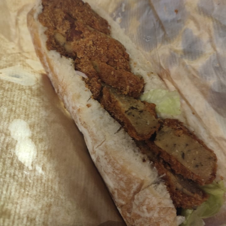 photo of Vegan Sandwich Co Chick*n Fillet Roll shared by @sheila3 on  18 Dec 2021 - review