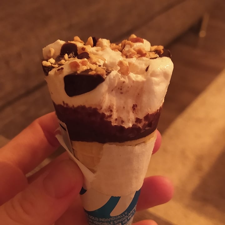 review photo of Cornetto 4x Classico Cornetto (Gluten-Free, Vegan) shared by @viqui17 on 01 Dec 2021 - review