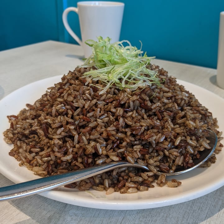 photo of Whole Earth Signature Olive Rice shared by @shawneofthedead on  09 Oct 2020 - review