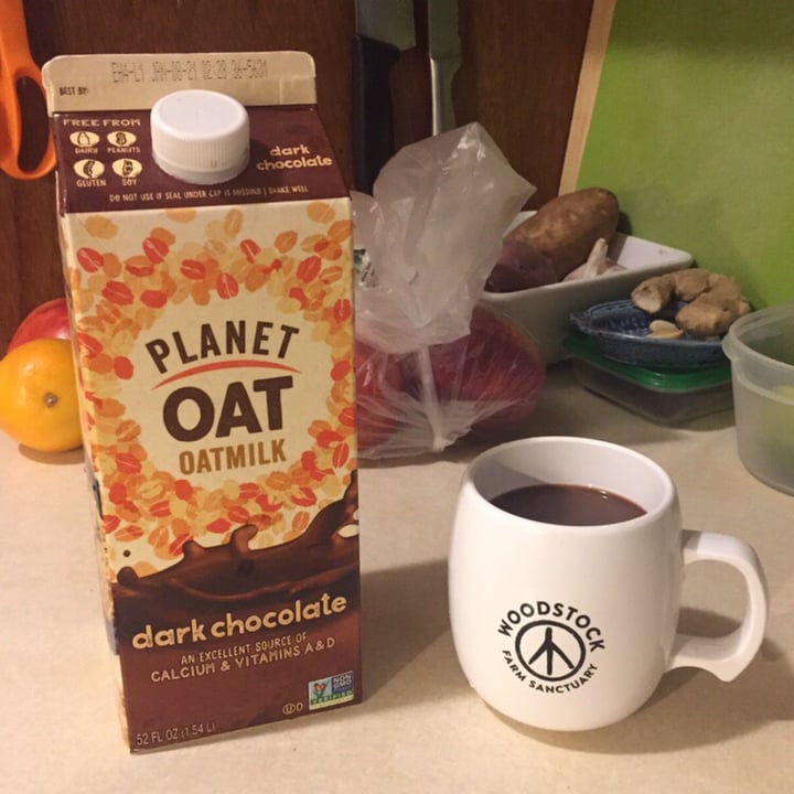 photo of Planet Oat Oatmilk Dark Chocolate shared by @rhiannabread on  25 Nov 2020 - review