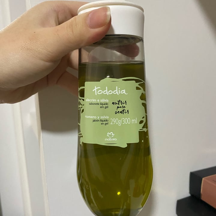 review photo of Natura sabonete líquido alecrim e sálvia shared by @gabbynakamura on 07 Jul 2022 - review