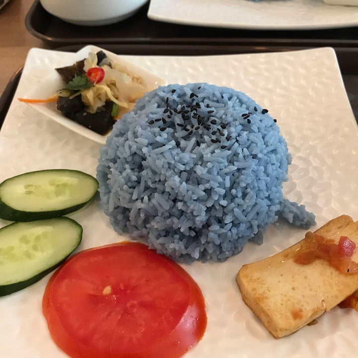 photo of Loving Nature Fortunate Coffee Cafe SG Red Yeast Vinegar Rice Set shared by @ziggyradiobear on  26 Mar 2022 - review