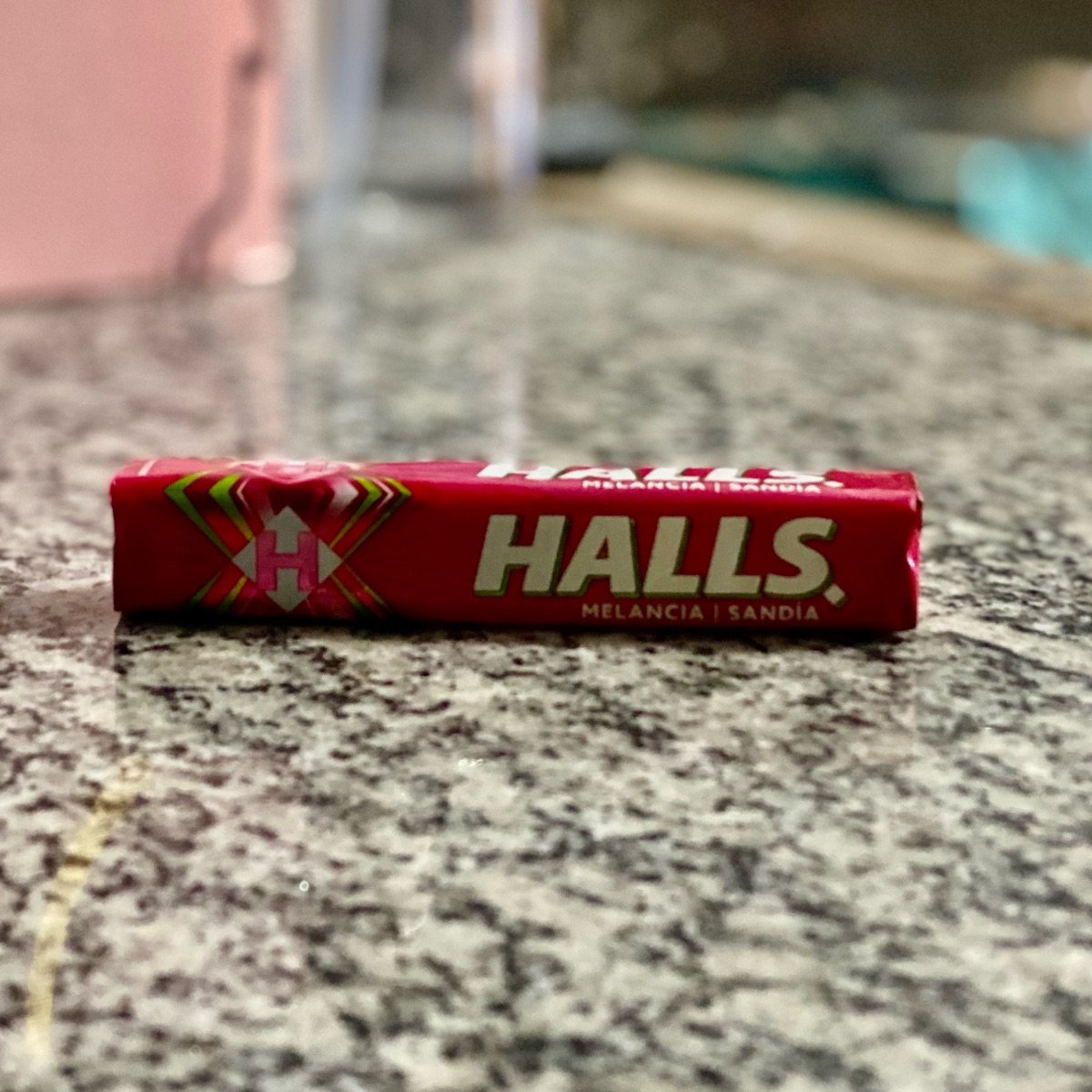 Halls Halls Melancia Reviews | abillion