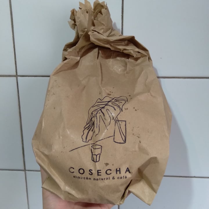 photo of Cosecha Pain au chocolat shared by @ondavegan on  13 Sep 2021 - review