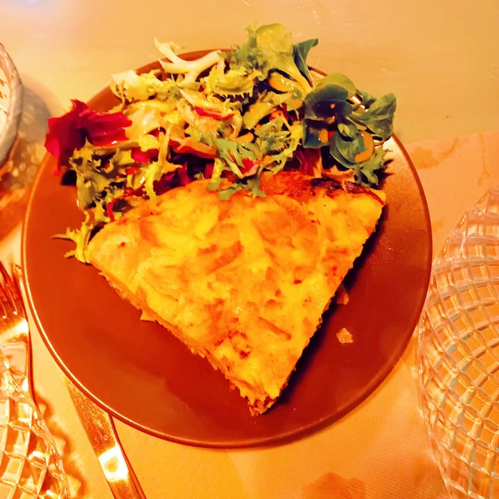 photo of A Corre Vexeta Tortilla de patata vegana shared by @lispm on  06 Feb 2022 - review