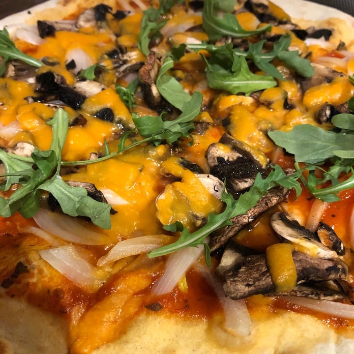 photo of Genius Central Singapore Mixed Mushroom Pizza (Veganized) shared by @plantingggg on  12 Mar 2021 - review